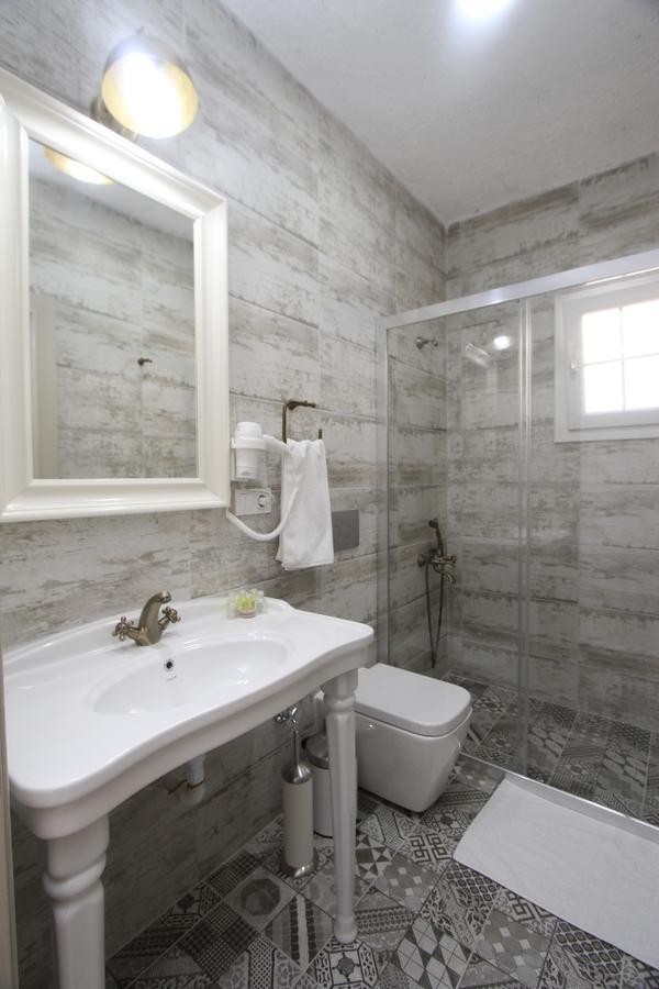 Alya Mou Butik Hotel Cesme Bagian luar foto