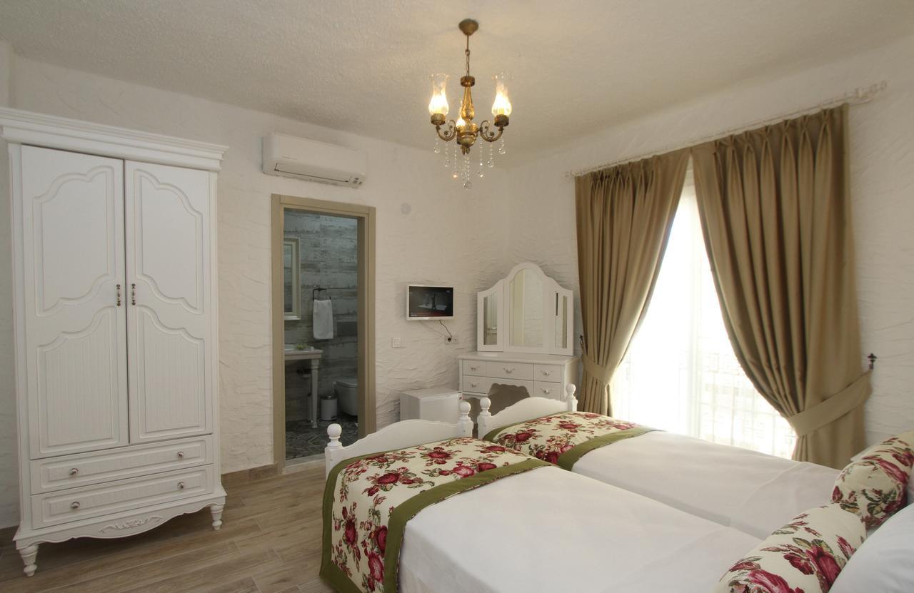 Alya Mou Butik Hotel Cesme Bagian luar foto